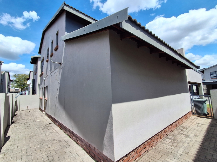 3 Bedroom Property for Sale in Waterkloof A H North West